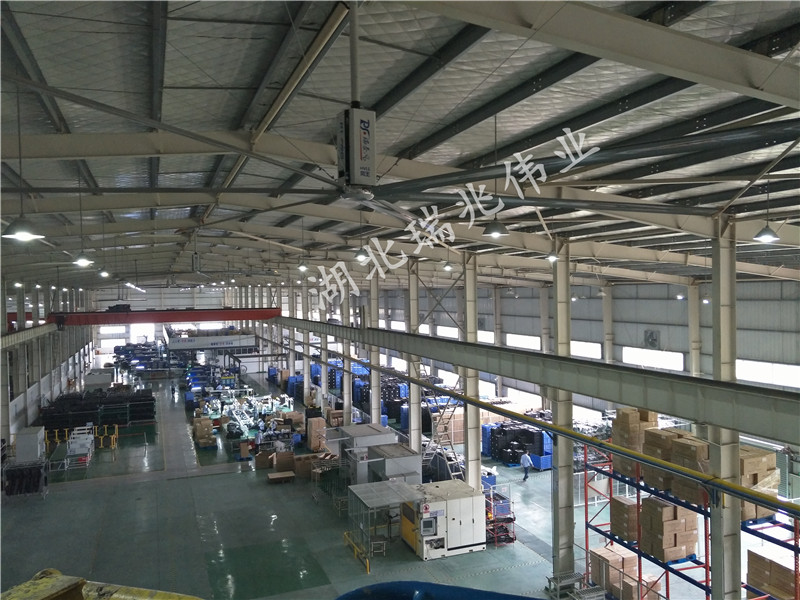 大型工業(yè)風(fēng)扇、工業(yè)大吊扇、工業(yè)大風(fēng)扇、工業(yè)節(jié)能風(fēng)扇、車間溫控設(shè)備