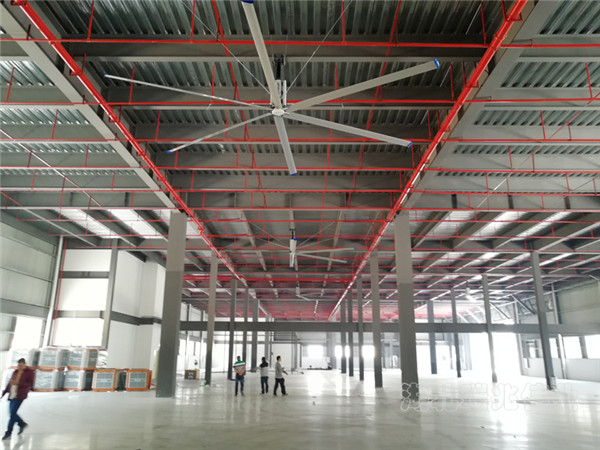 瑞泰風扇機組合，高大空間通風降溫，工業(yè)大吊扇，瑞泰風工業(yè)大風扇，蒸發(fā)式冷氣機，高大型廠房車間通風降溫，
