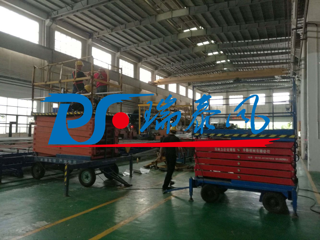湖北瑞兆瑞泰風(fēng)工業(yè)吊扇-告別傳統(tǒng)廠房降溫通風(fēng)，引領(lǐng)未來(lái)科技新潮流！