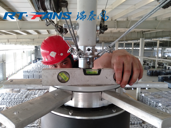我后悔了，不該隨便使用工業(yè)大風(fēng)扇來(lái)降溫！