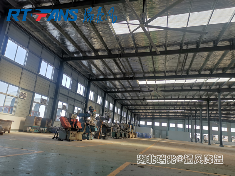夏天高溫工業(yè)大風(fēng)扇給您送清涼啦！