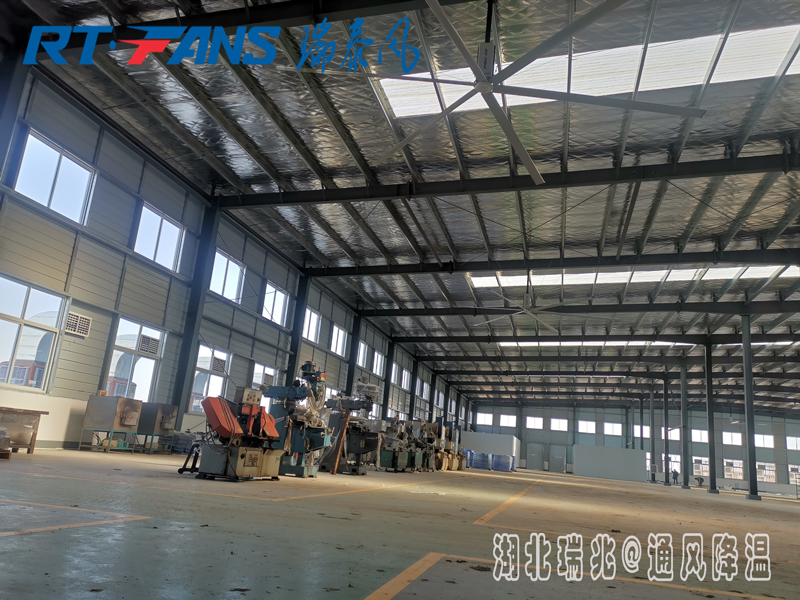 高大型鋼構(gòu)廠房通風(fēng)降溫很重要，不信你來(lái)看看